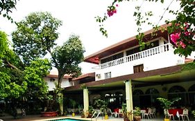 Bohol La Roca Hotel